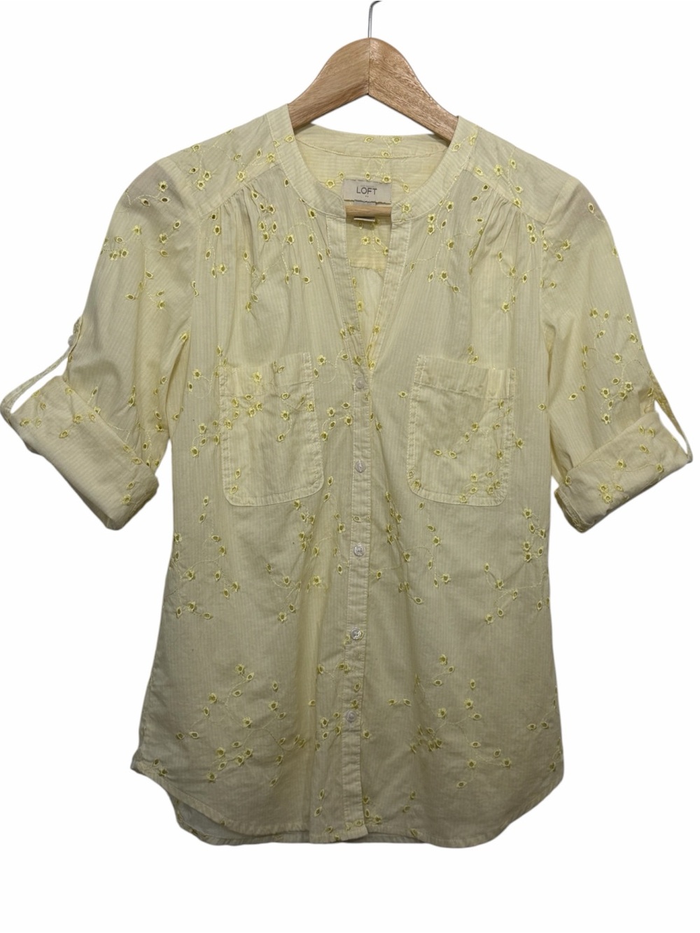 LOFT Women Yellow Floral Eyelet Embroidery Button Up Roll Tab Top Sz S Cotton